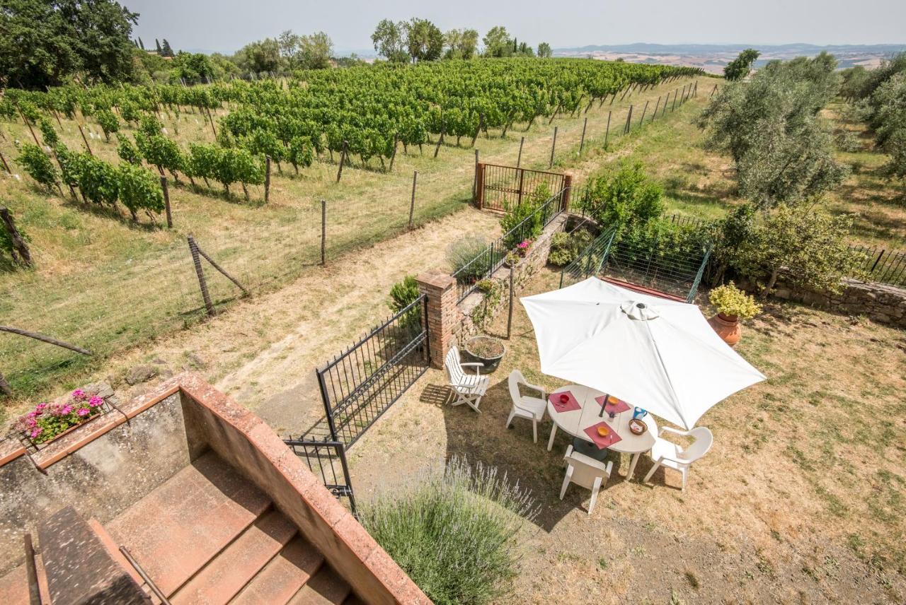 Casa Vacanze Del Borgo Montalcino Exterior foto